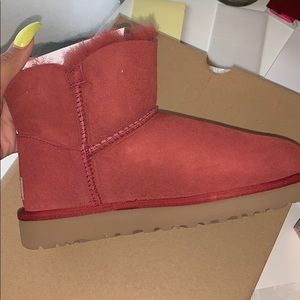 Women’s Mini Bailey Button II